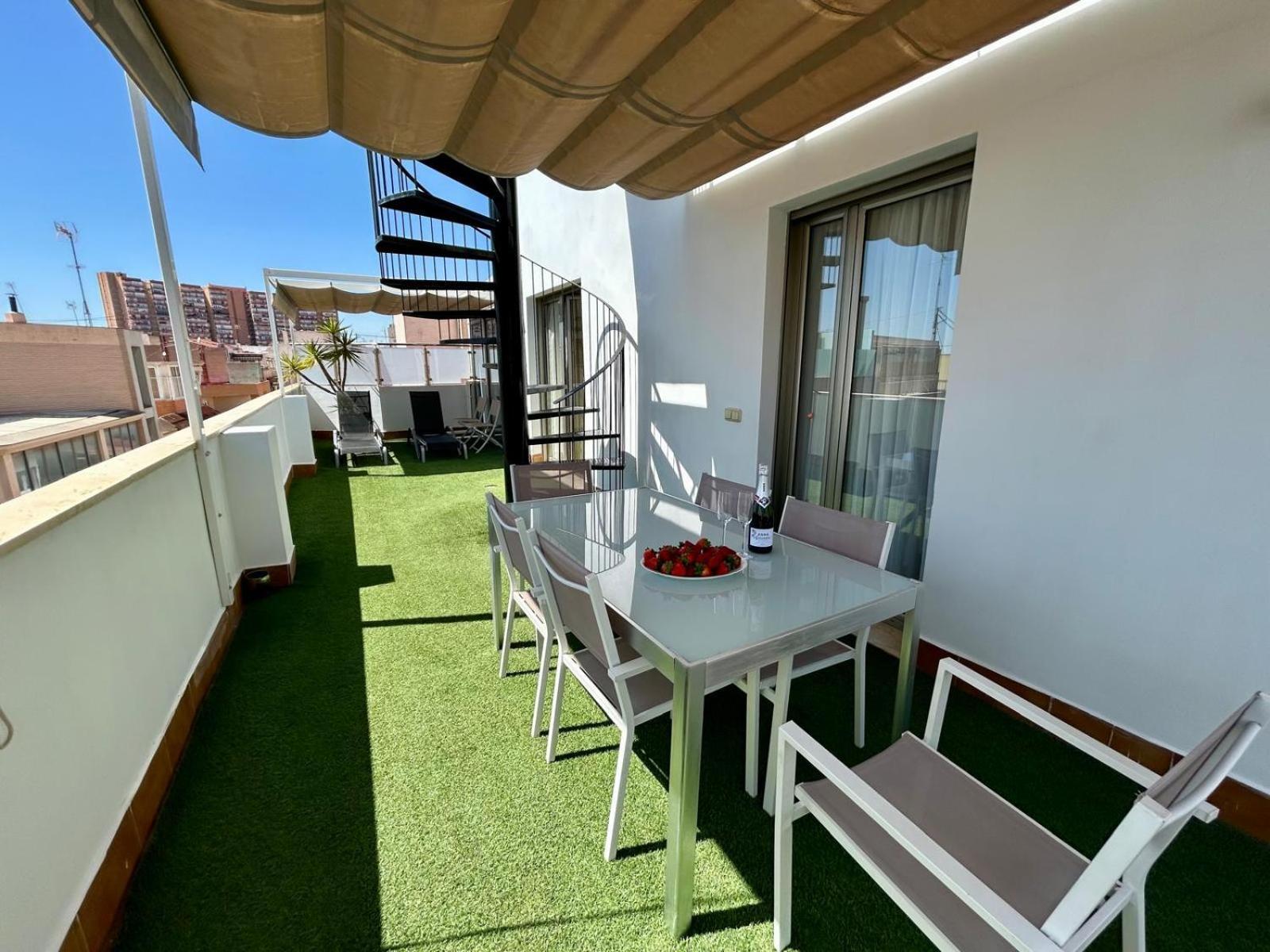 2 Big Terraces Penthouse City Center Alicante Buitenkant foto